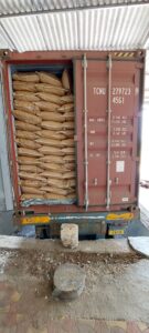 Dehydrated White Onion Flakes manufacturer exporter supplier India Flouers Agri Pvt Ltd