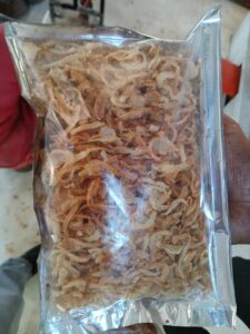Premium Crispy Pink Fresh Fried Onion exporter and supplier from India by Flouers Agri Pvt Ltd