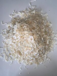Dehydrated White Onion Flakes manufacturer exporter supplier India Flouers Agri Pvt Ltd
